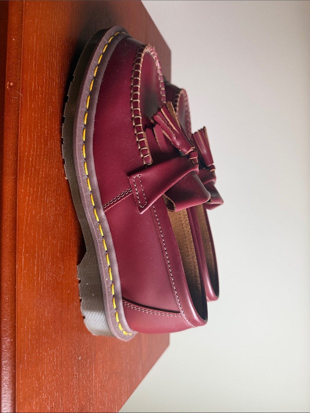 Doc Marten Ladies 9/Men’s 8 Tassel Loafers in Burgundy - Picture 3 of 10